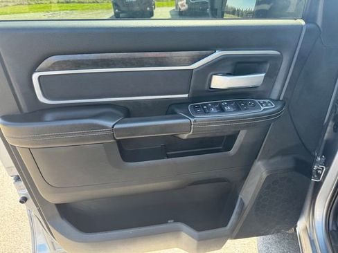 Certified 2024 RAM 2500 Big Horn w/ Night Edition AWD/4WD image 20