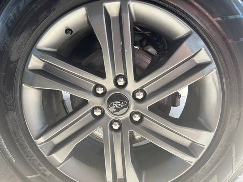 Used 2023 Ford F150 Lariat w/ Equipment Group 502A High AWD/4WD image 5