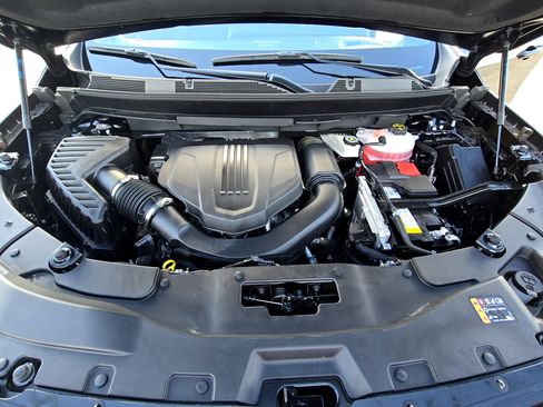 Used 2024 Chevrolet Traverse RS image 28