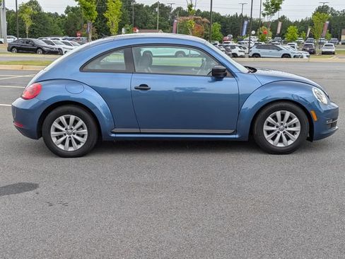 Used 2016 Volkswagen Beetle 1.8T S FWD image 3