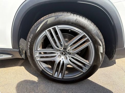 Used 2020 Mercedes-Benz GLS 450 4MATIC image 29