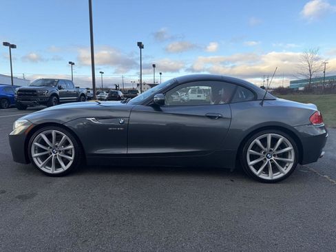 Used 2015 BMW Z4 sDrive35i image 4