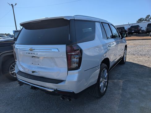 Used 2023 Chevrolet Tahoe High Country image 3