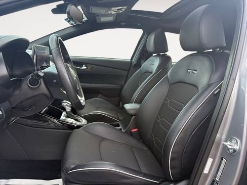 Certified 2023 Kia Forte GT-Line w/ GT-Line Premium Package FWD image 9
