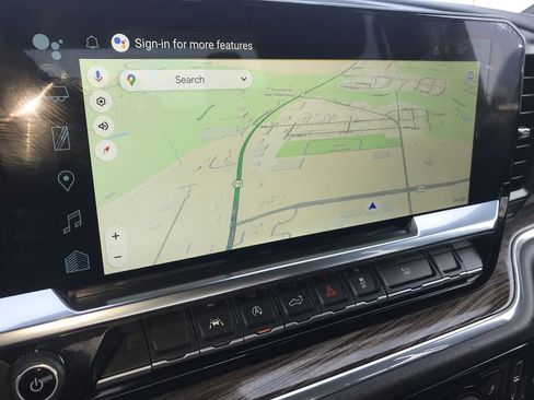 Used 2025 Chevrolet Silverado 1500 LT image 18