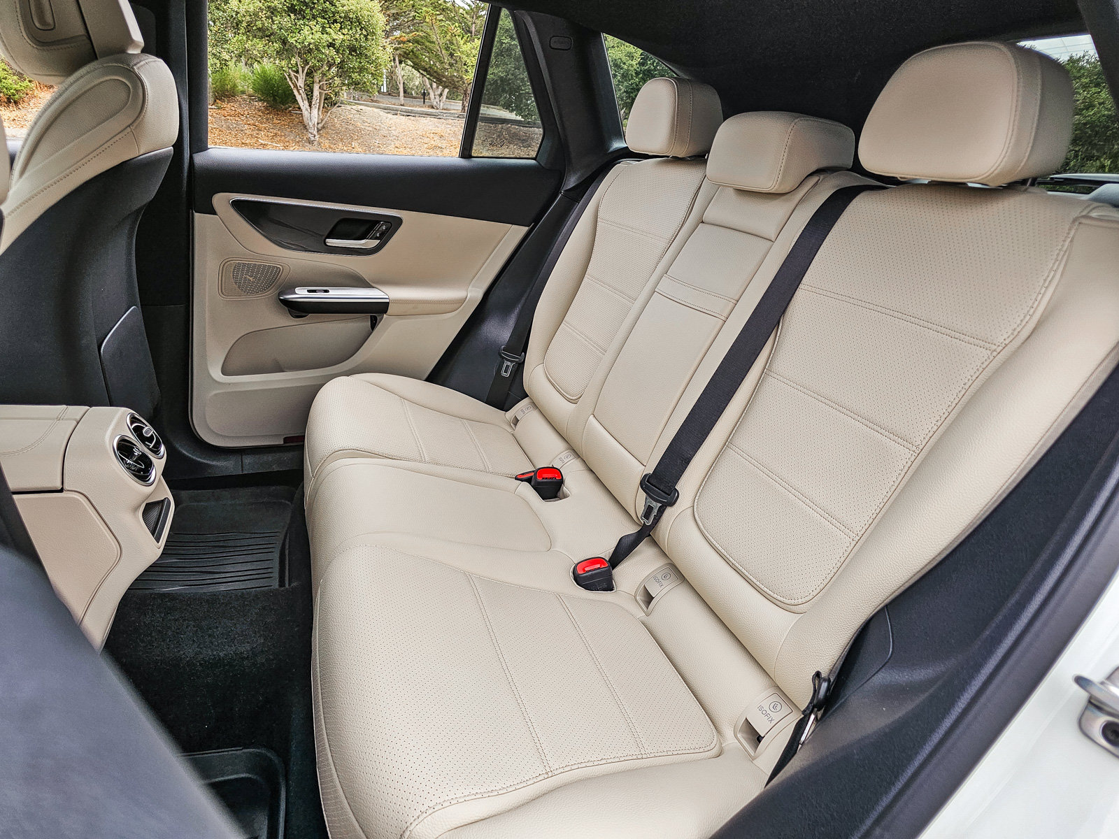 Certified 2026 Mercedes-Benz GLC 300 4MATIC image 19