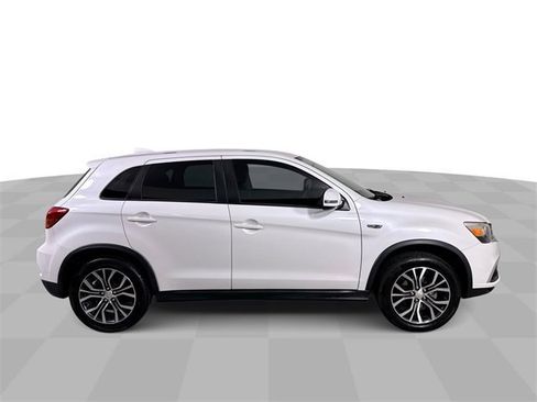 Used 2019 Mitsubishi Outlander Sport ES image 9