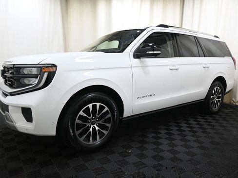 Used 2025 Ford Expedition Max Platinum image 23