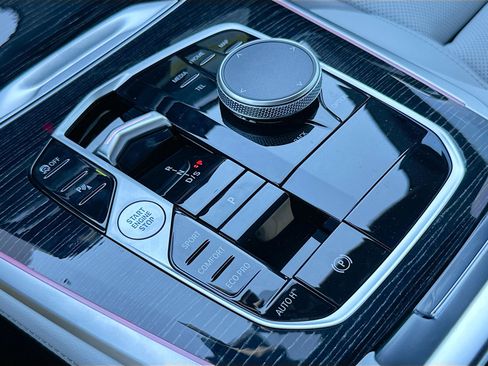 New 2026 BMW X5 sDrive40i w/ M Sport Package image 14