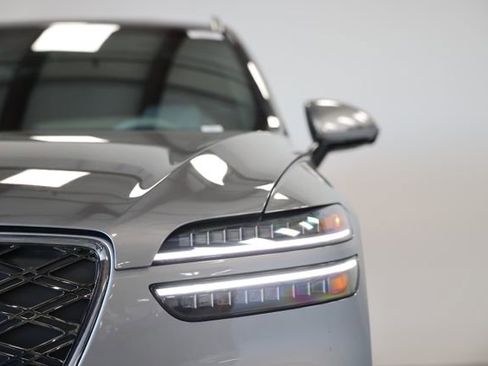 New 2026 Genesis GV70 2.5T Advanced w/ G1 Accessory Package image 3