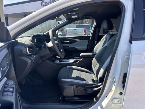 Certified 2024 Buick Envista Preferred w/ Advanced Safety Package image 16