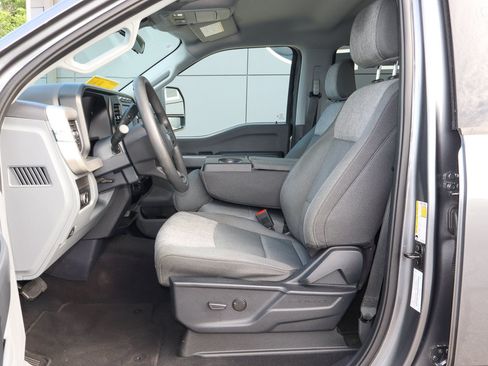 Used 2024 Ford F250 XLT AWD/4WD image 7