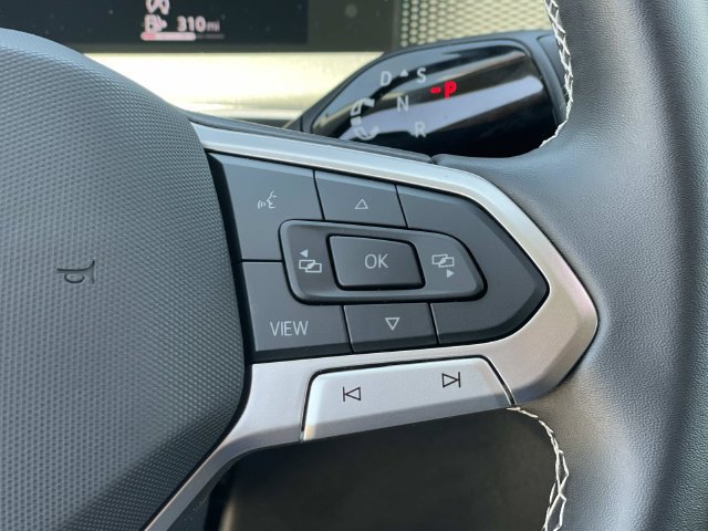 Used 2026 Volkswagen Tiguan S FWD image 9