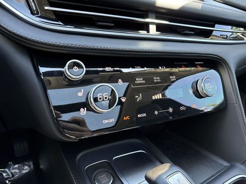 Used 2024 INFINITI QX60 Luxe image 52