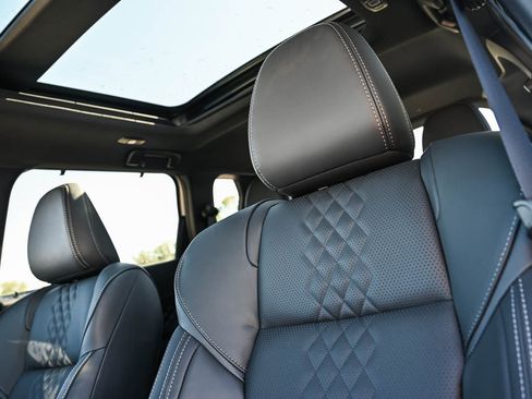 New 2025 Mitsubishi Outlander SEL Black Edition image 20