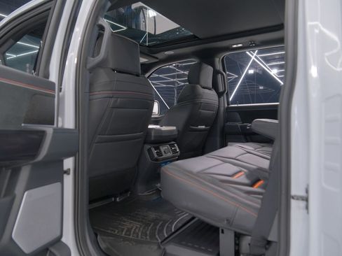 Used 2025 Ford F150 Raptor w/ Equipment Group 803A Raptor R image 38