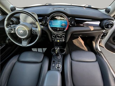 Used 2024 MINI Cooper SE FWD image 7