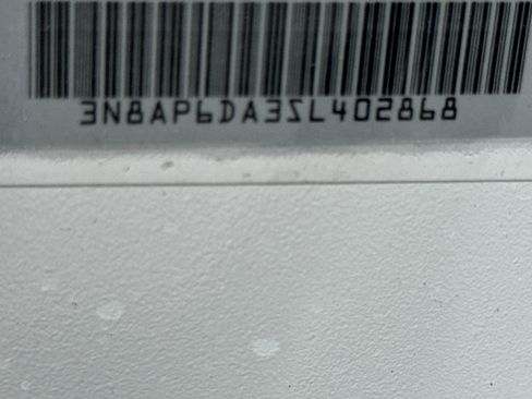 New 2025 Nissan Kicks SR image 30