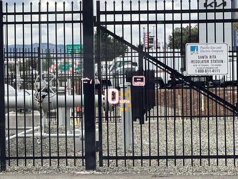 Certified 2025 Cadillac Escalade Sport Platinum w/ LPO, ONYX Package image 42