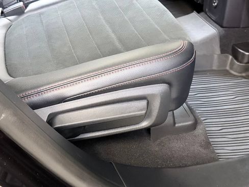 Used 2022 Ford Escape SEL w/ SEL Stealth AWD Package image 34