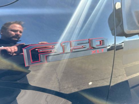 Used 2019 Ford F150 XLT w/ Equipment Group 302A Luxury image 10