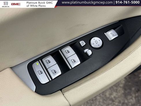 Used 2023 BMW X4 xDrive30i w/ M Sport Package image 16