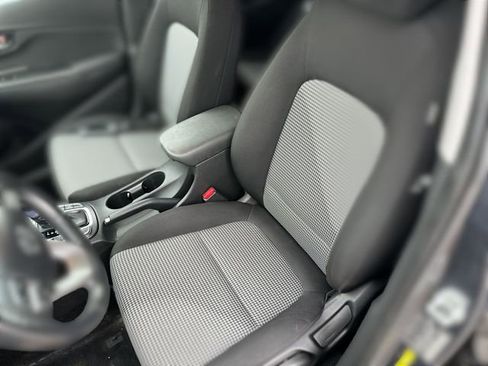 Used 2019 Hyundai Kona SEL image 15