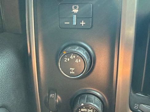 Used 2016 GMC Sierra 2500 Denali w/ Duramax Plus Package AWD/4WD image 20