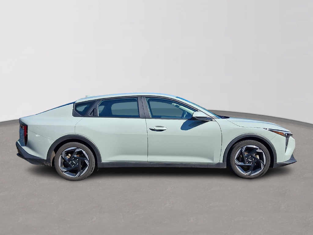 Certified 2025 Kia K4 EX FWD image 7