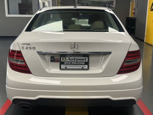 Used 2013 Mercedes-Benz C 250 Sedan image 2