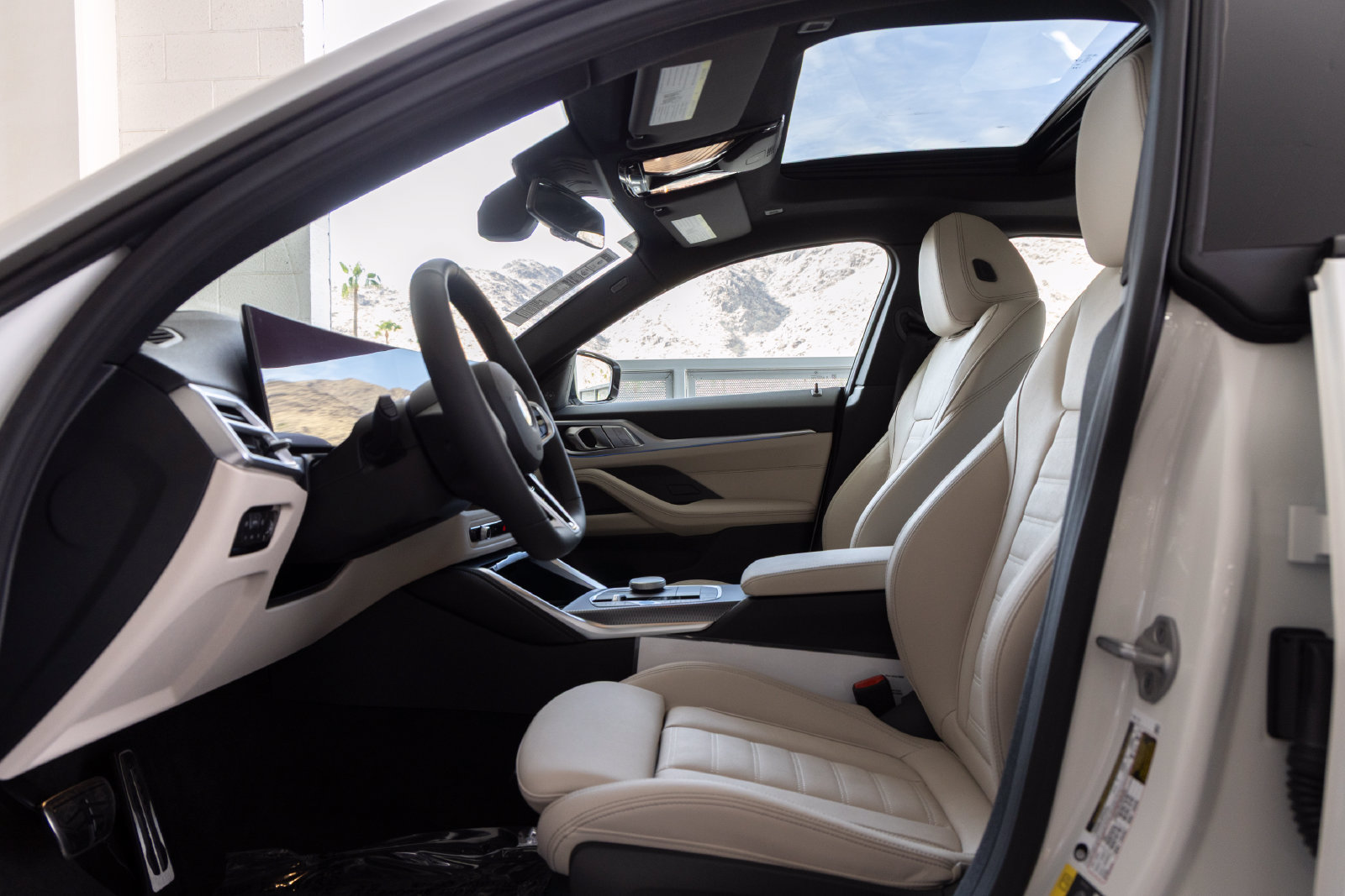 New 2026 BMW i4 eDrive40 w/ M Sport Package RWD image 15