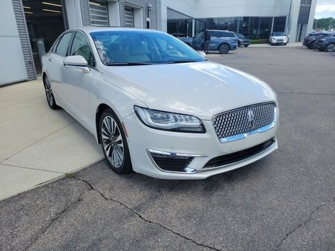 Used 2019 Lincoln MKZ Reserve AWD/4WD image 11