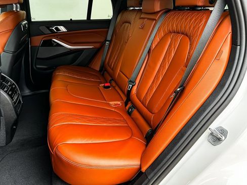 New 2026 BMW X5 M60i image 17