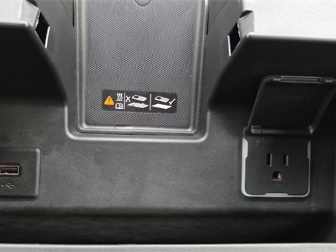 Used 2025 GMC Sierra 2500 Denali image 42