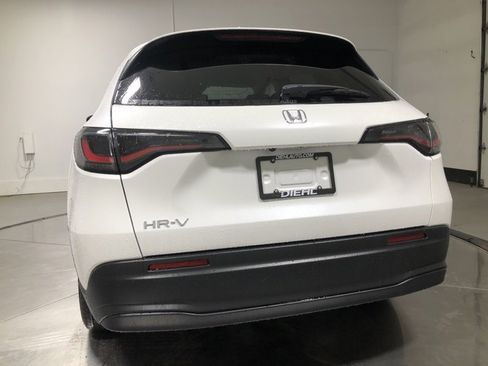 New 2026 Honda HR-V LX image 6
