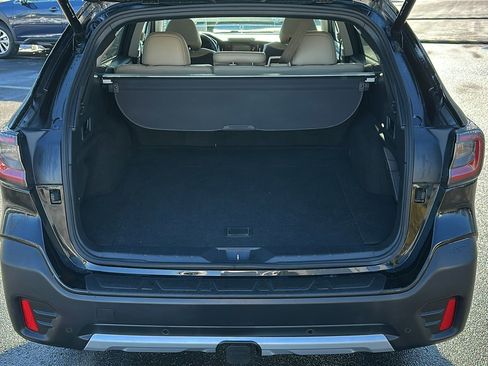 Used 2021 Subaru Outback Limited image 25