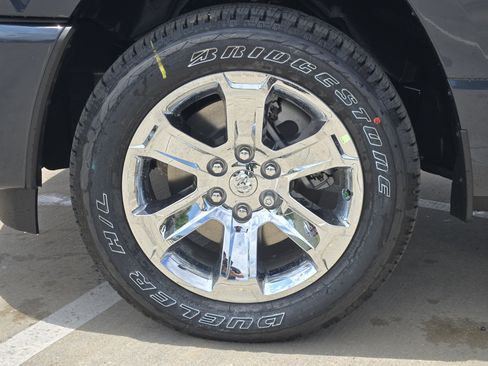 New 2026 RAM 1500 Big Horn AWD/4WD image 9