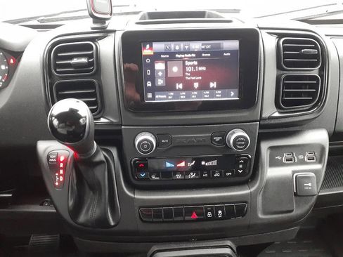 Used 2022 RAM ProMaster 2500 image 11