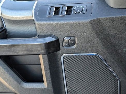 Used 2015 Ford F150 Lariat w/ Equipment Group 502A Luxury image 27