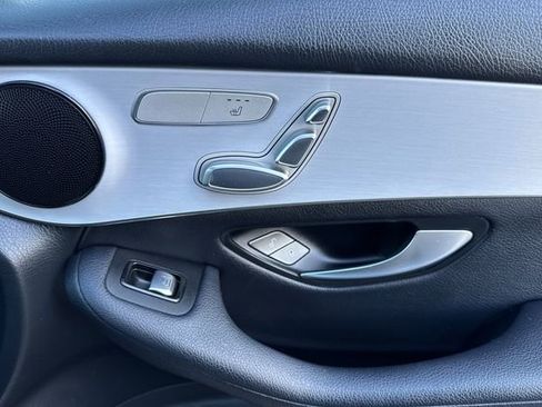 Used 2021 Mercedes-Benz GLC 300 image 20