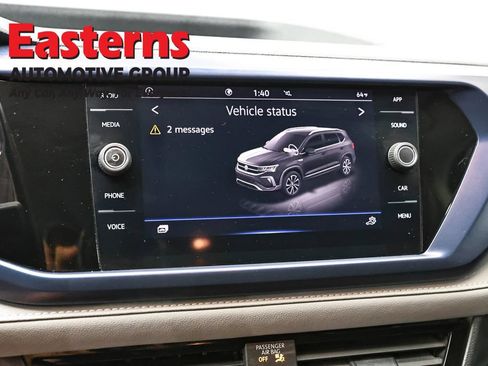 Used 2024 Volkswagen Taos SE FWD image 18