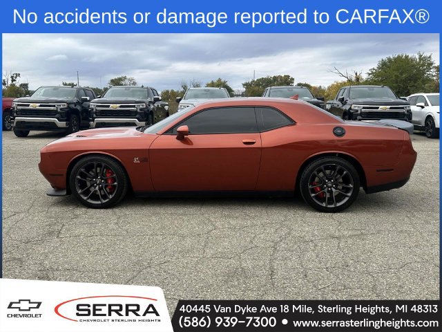 Used 2022 Dodge Challenger R/T Scat Pack w/ Plus Package RWD image 2