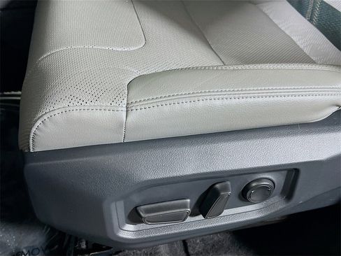 Used 2024 Toyota Tundra Limited image 18