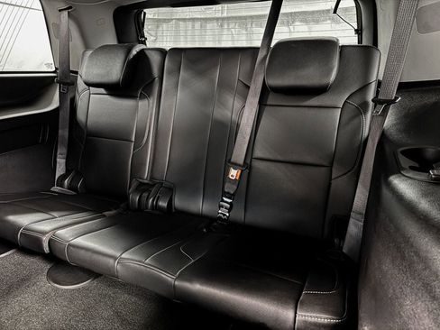 Used 2016 Chevrolet Tahoe LT image 9