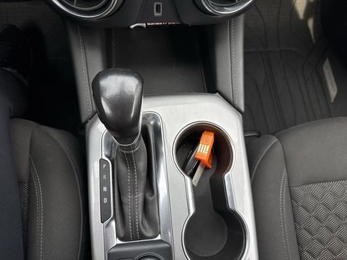 Used 2019 Chevrolet Blazer LT image 19