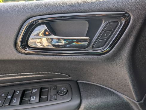 Certified 2022 Dodge Durango R/T w/ Blacktop Package image 12