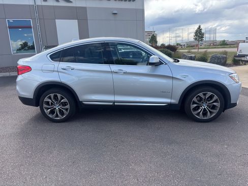 Used 2016 BMW X4 xDrive35i AWD/4WD image 2