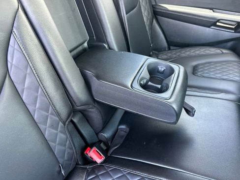 Used 2024 Ford Edge Titanium AWD/4WD image 48