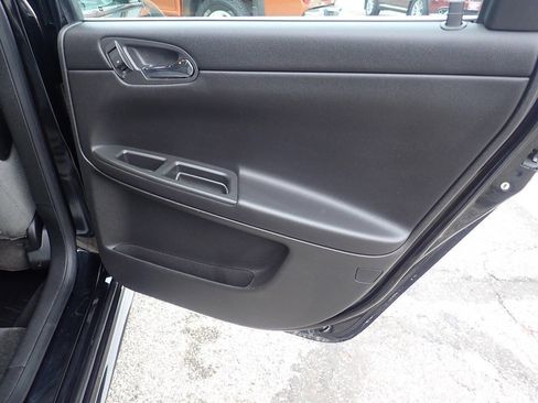 Used 2011 Chevrolet Impala LS image 27