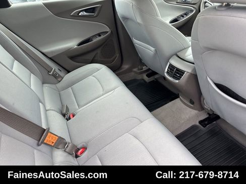 Used 2022 Chevrolet Malibu LT image 36